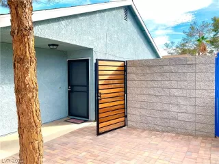 Photo #3: 2345929 Listing 