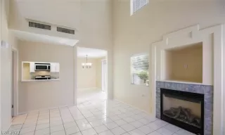 Photo #3: 2345947 Listing 