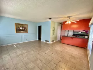 Photo #5: 2345958 Listing 