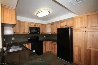 Photo #1: 2345960 Listing 