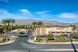 Photo #6: 2345985 Listing