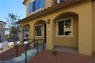 Photo #1: 2345992 Listing 