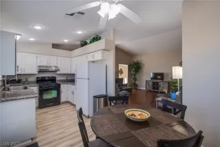 Photo #6: 2345997 Listing 