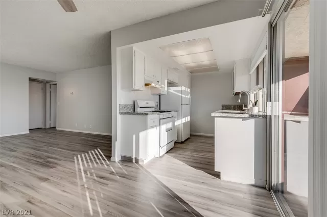 MLS: 2346013 Condo For Sale