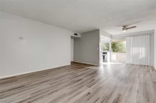 Photo #2: 2346013 Listing