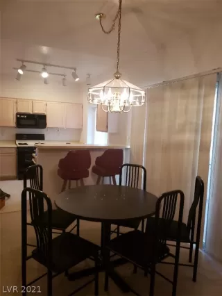 Photo #2: 2346018 Listing 