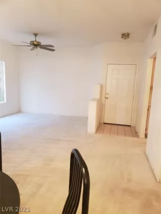 Photo #5: 2346018 Listing 