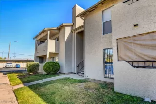 Photo #2: 2346069 Listing 