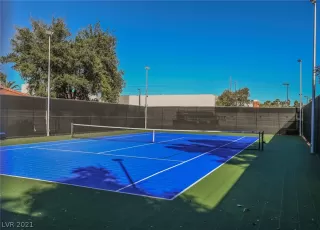 Photo #2: 2346081 Listing