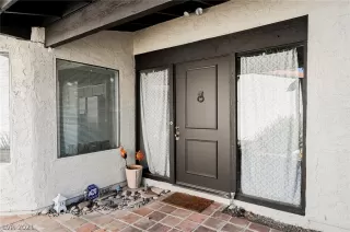 Photo #5: 2346081 Listing