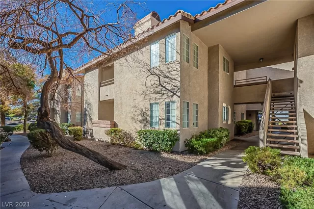 MLS: 2346088 Condo For Sale