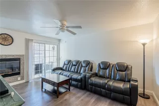 Photo #3: 2346088 Listing