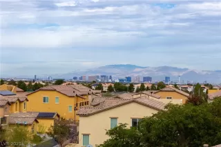 Photo #2: 2346116 Listing