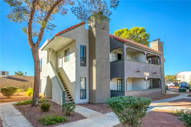 MLS: 2346122 Condo For Sale