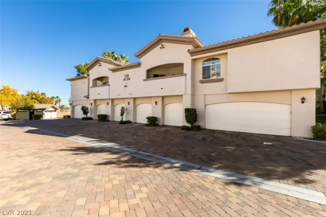 MLS: 2346131 Condo For Sale