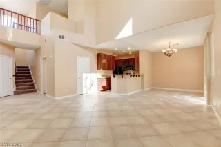 Photo #6: 2346149 Listing 