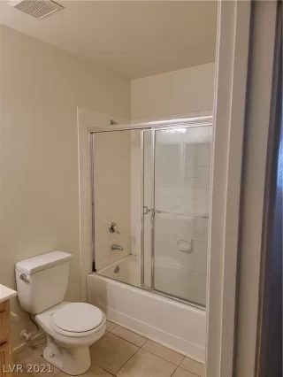 Photo #4: 2346161 Listing 