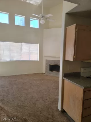 Photo #5: 2346161 Listing 