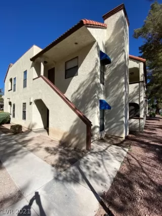 Photo #1: 2346198 Listing