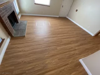 Photo #6: 2346198 Listing