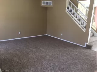 Photo #1: 2346293 Listing 