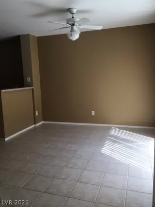 Photo #5: 2346293 Listing 