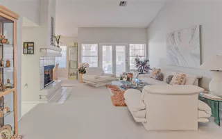 Photo #3: 2346316 Listing