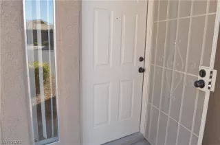 Photo #4: 2346324 Listing