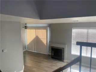 Photo #2: 2346327 Listing