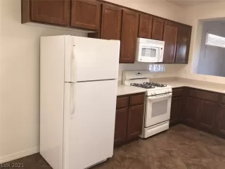 Photo #3: 2346347 Listing 