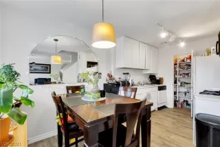 Photo #5: 2346373 Listing