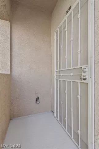 Photo #2: 2346384 Listing