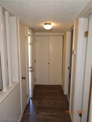 Photo #3: 2346402 Listing 