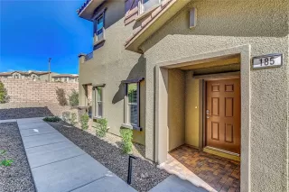 Photo #3: 2346403 Listing 