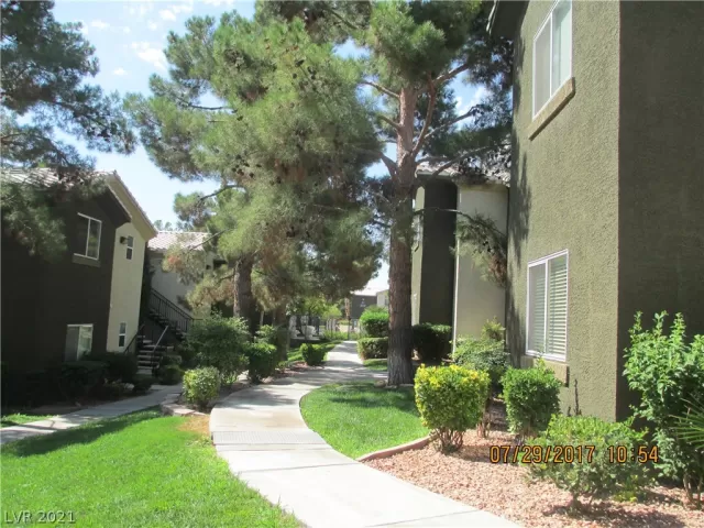 MLS: 2346490 Condo For Sale