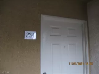 Photo #1: 2346490 Listing 