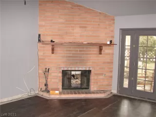 Photo #2: 2346491 Listing 