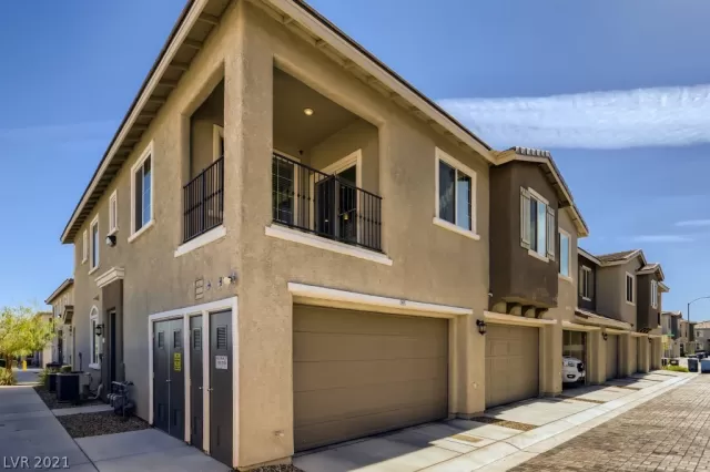 MLS: 2346517 Condo For Sale