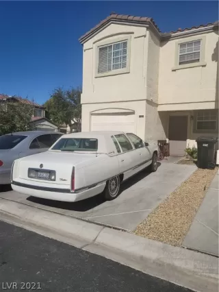 Photo #1: 2346561 Listing