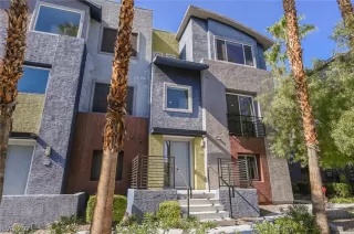 Photo #1: 2346588 Listing 