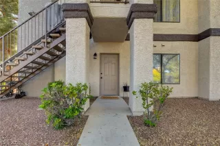 Photo #2: 2346613 Listing