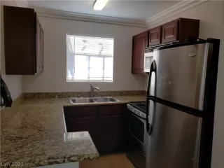 Photo #1: 2346630 Listing 