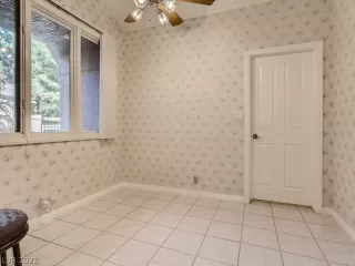 Photo #4: 2346644 Listing 