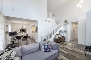 Photo #1: 2346648 Listing 