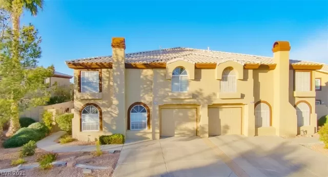 MLS: 2346653 Condo For Sale