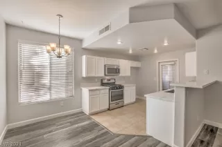 Photo #2: 2346719 Listing 