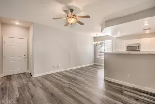 Photo #4: 2346719 Listing 