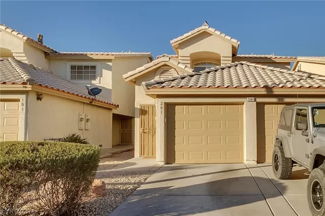 MLS: 2346733 Condo For Sale