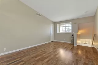 Photo #1: 2346733 Listing