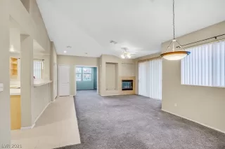 Photo #2: 2346736 Listing